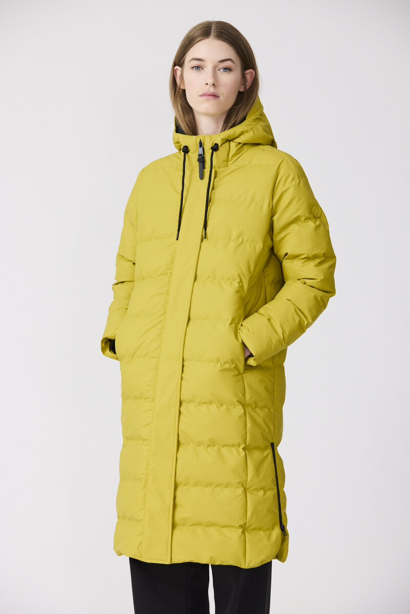 ABRIGO PUDDLE COLOR MOSTAZA 1